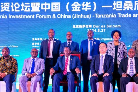A photo  with Hon. Dr. Phillip Mpango Vice President of the URT during China-Tanzania Investment Forum